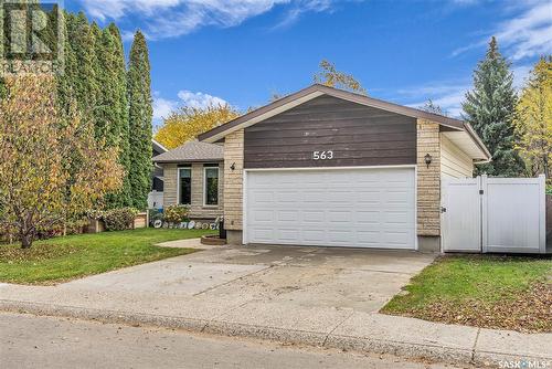 563 Costigan Road, Saskatoon, SK - Outdoor