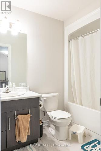 204 Sunflower Place, Welland, ON - Indoor Photo Showing Bathroom