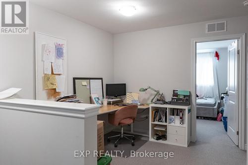 204 Sunflower Place, Welland, ON - Indoor Photo Showing Office