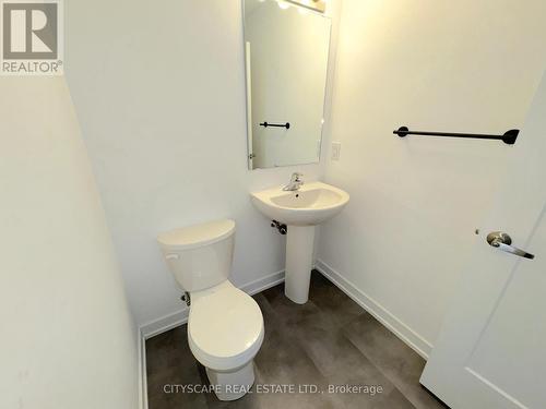 612 - 4263 Fourth Avenue, Niagara Falls, ON - Indoor Photo Showing Bathroom