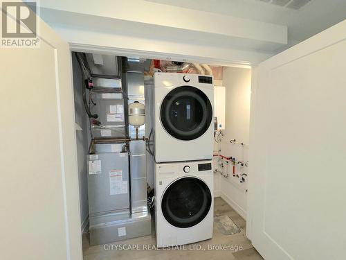 612 - 4263 Fourth Avenue, Niagara Falls, ON - Indoor Photo Showing Laundry Room