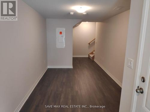 610 - 585 Colborne Street E, Brantford, ON - Indoor Photo Showing Other Room