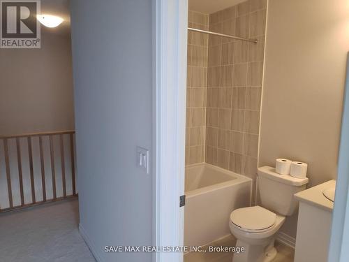 610 - 585 Colborne Street E, Brantford, ON - Indoor Photo Showing Bathroom