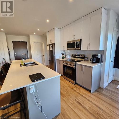 525 New Dundee Road Unit# 602, Kitchener, ON - Indoor Photo Showing Kitchen