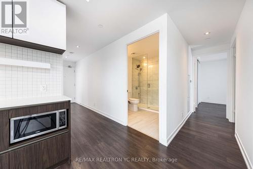 5202 - 898 Portage Parkway, Vaughan, ON - Indoor Photo Showing Other Room