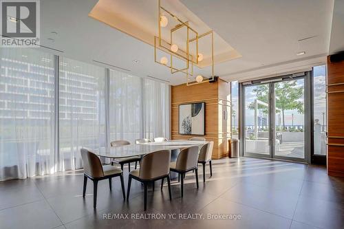 5202 - 898 Portage Parkway, Vaughan, ON - Indoor Photo Showing Dining Room