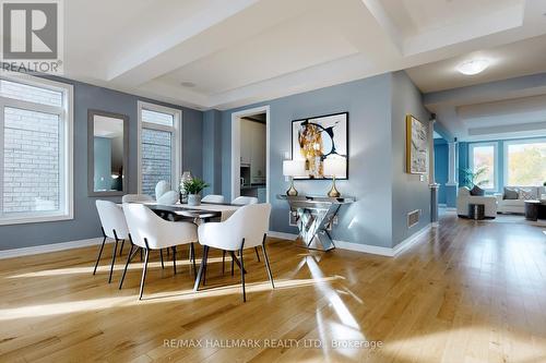 32 Forest Edge Crescent, East Gwillimbury, ON - Indoor Photo Showing Dining Room