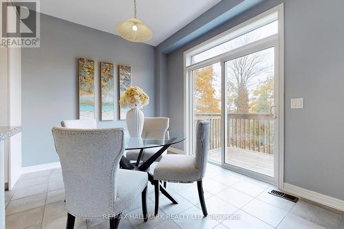 32 Forest Edge Crescent, East Gwillimbury, ON - Indoor Photo Showing Dining Room