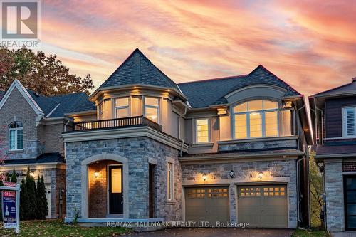 32 Forest Edge Crescent, East Gwillimbury, ON - Outdoor With Facade