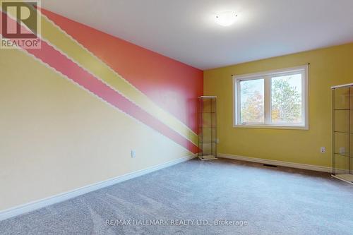 32 Forest Edge Crescent, East Gwillimbury, ON - Indoor Photo Showing Other Room