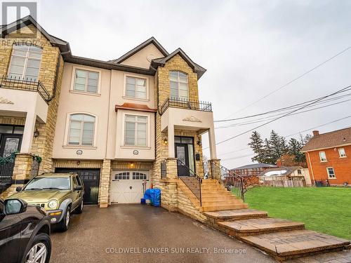 8283 Kipling Avenue E, Vaughan, ON - Outdoor