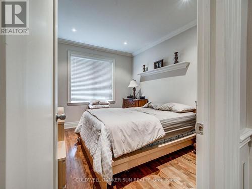 8283 Kipling Avenue E, Vaughan, ON - Indoor Photo Showing Bedroom