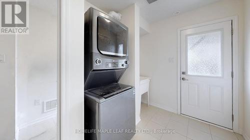 89 Holder Drive, Brantford, ON - Indoor Photo Showing Laundry Room