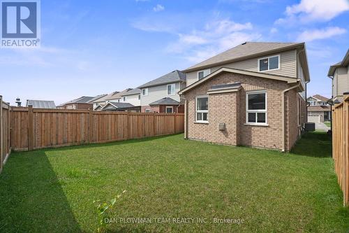 1485 Dunedin Crescent, Oshawa, ON - Outdoor