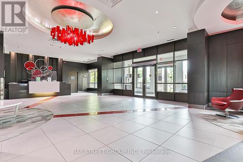 327 - 540 Bur Oak Avenue, Markham, ON - Indoor Photo Showing Other Room