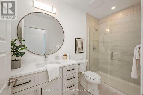 205 - 1975 Fountain Grass Drive, London, ON - Indoor Photo Showing Bathroom