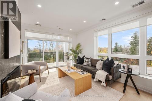 205 - 1975 Fountain Grass Drive, London, ON - Indoor Photo Showing Living Room