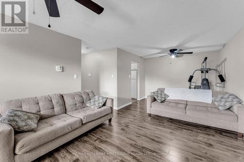 306 - 731 Deveron Crescent, London, ON - Indoor Photo Showing Living Room