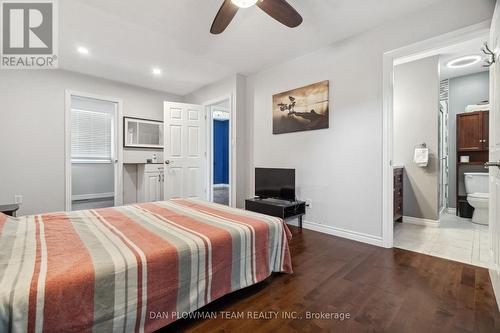 15 Sparrow Court, Kawartha Lakes, ON - Indoor Photo Showing Bedroom