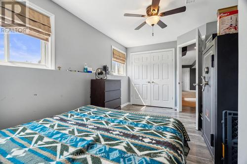 15 Sparrow Court, Kawartha Lakes, ON - Indoor Photo Showing Bedroom