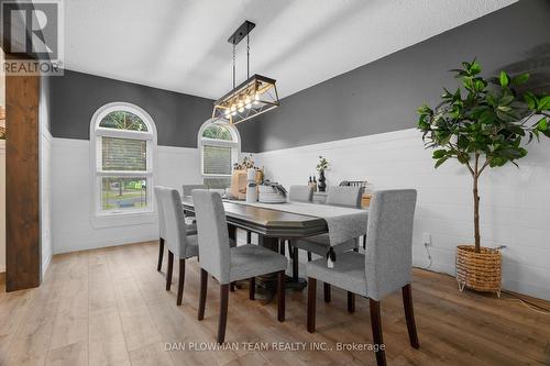 822 Royal Orchard Drive, Oshawa, ON - Indoor Photo Showing Dining Room