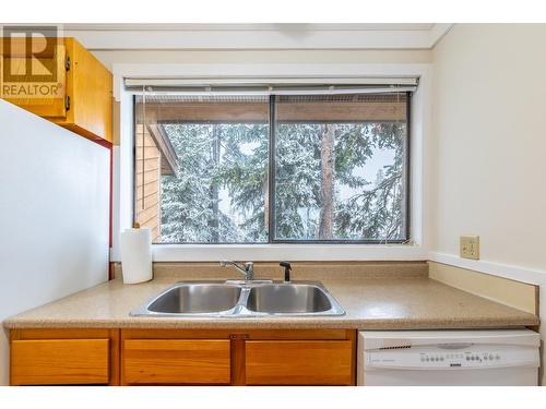 1191 Apex Mountain Road Unit# 40, Penticton, BC - Indoor Photo Showing Kitchen With Double Sink