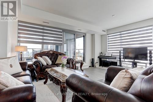 2902 - 20 Edward St Street, Toronto, ON - Indoor Photo Showing Living Room