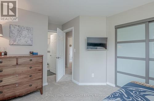 115 Fairway Hill Crescent, Kingston, ON - Indoor Photo Showing Bedroom