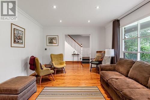 115 Fairway Hill Crescent, Kingston, ON - Indoor Photo Showing Living Room