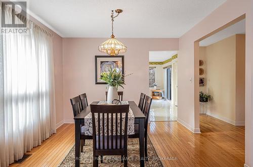 963 Auden Park Drive, Kingston, ON - Indoor Photo Showing Dining Room