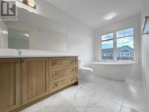 1515 Scarlet Street, Kingston, ON - Indoor Photo Showing Bathroom