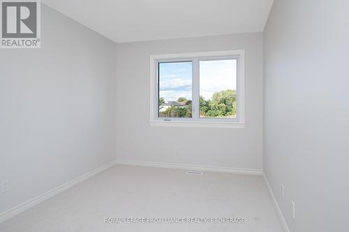 1515 Scarlet Street, Kingston, ON - Indoor Photo Showing Other Room