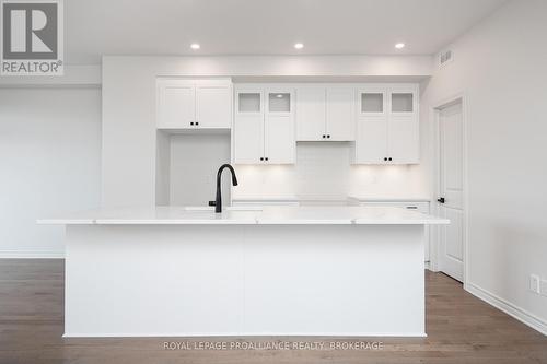 1515 Scarlet Street, Kingston, ON - Indoor Photo Showing Kitchen