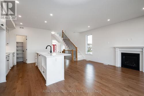 1515 Scarlet Street, Kingston, ON - Indoor Photo Showing Living Room With Fireplace