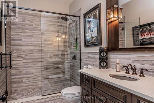 24 King Pitt Road, Kingston, ON - Indoor Photo Showing Bathroom