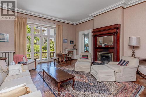 5 Emily Street, Kingston, ON - Indoor Photo Showing Living Room With Fireplace