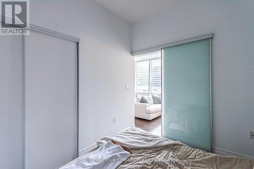 907 - 8 The Esplanade Street, Toronto, ON - Indoor Photo Showing Bedroom