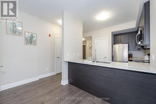 109 - 481 Rupert Avenue, Whitchurch-Stouffville, ON - Indoor Photo Showing Kitchen