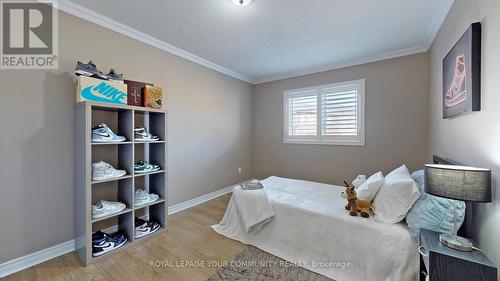 32 Albert Roffey Crescent, Markham, ON - Indoor Photo Showing Bedroom