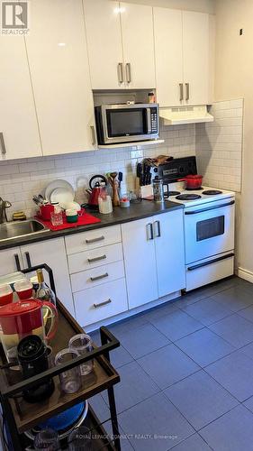 Unit 3 - 59 Gwynne Avenue, Toronto, ON - Indoor Photo Showing Kitchen