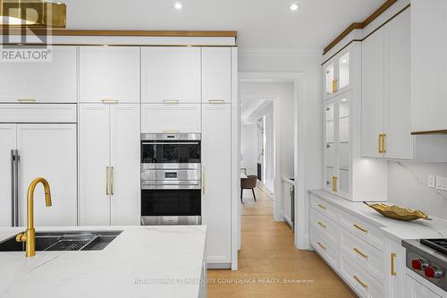 190 Hounslow Avenue, Toronto, ON - Indoor Photo Showing Kitchen With Double Sink With Upgraded Kitchen