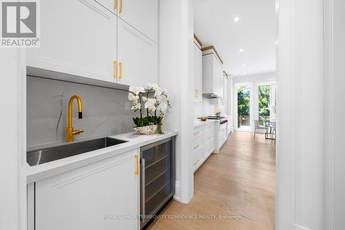 190 Hounslow Avenue, Toronto, ON - Indoor Photo Showing Kitchen