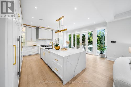 190 Hounslow Avenue, Toronto, ON - Indoor Photo Showing Kitchen