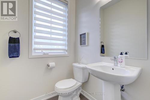 37 Torah Gate, Vaughan, ON - Indoor Photo Showing Bathroom