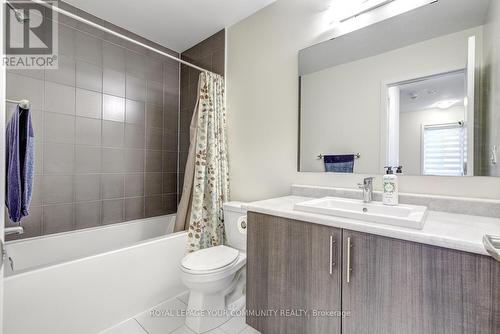 37 Torah Gate, Vaughan, ON - Indoor Photo Showing Bathroom