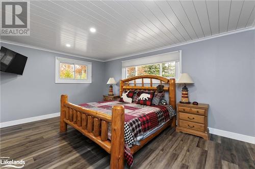 18 Sandy Plains Road S, Seguin, ON - Indoor Photo Showing Bedroom