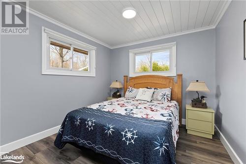 18 Sandy Plains Road S, Seguin, ON - Indoor Photo Showing Bedroom