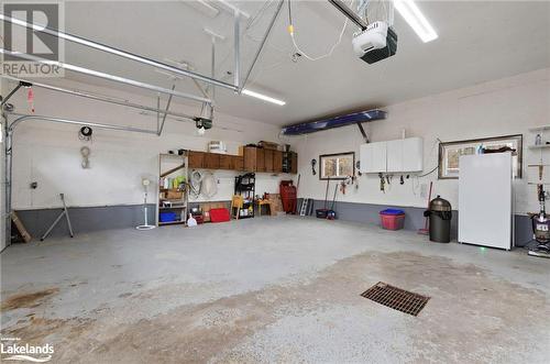 18 Sandy Plains Road S, Seguin, ON - Indoor Photo Showing Garage