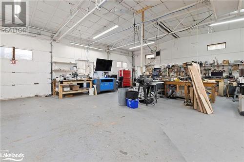 18 Sandy Plains Road S, Seguin, ON - Indoor Photo Showing Garage