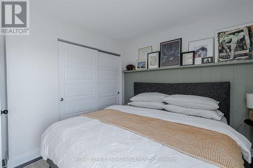 792 Sterling Avenue, Kingston, ON - Indoor Photo Showing Bedroom